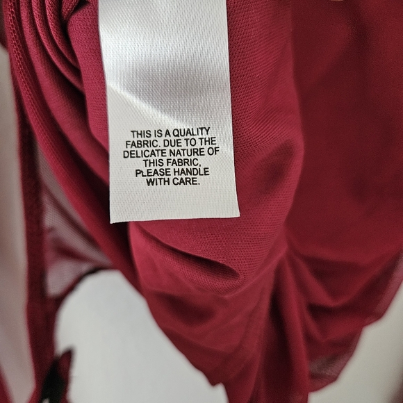Long Sleeve Bodysuit LULU'S NWT Wine Red Ruched Mesh Sz:M Fall Minimalist A0001 - Picture 8 of 10